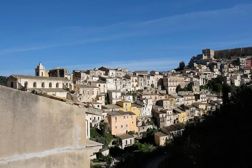 Dimora D'Artista Villa Ragusa Italy